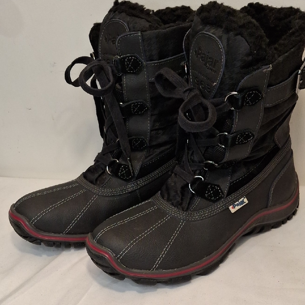 Pajar Leather/Textile Upper Black Winter Boot with Red Accent.Lightly Worn - Picture 5 of 15